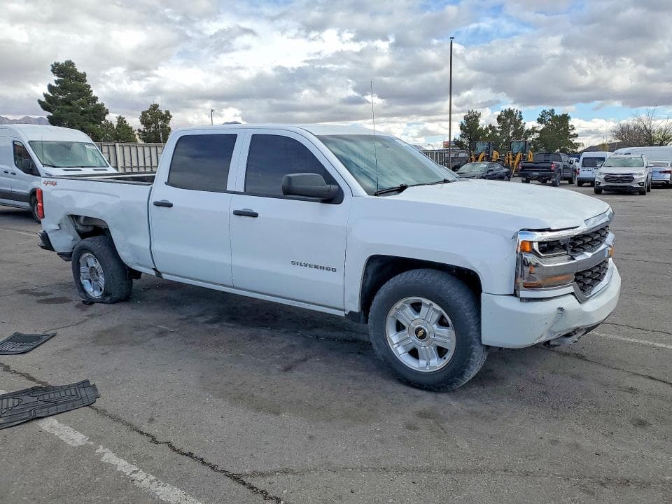 2018 CHEVROLET SILVERADO K1500 4