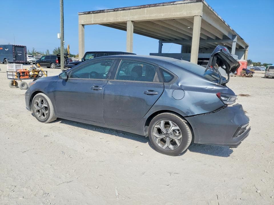 2021 KIA FORTE LXS 2