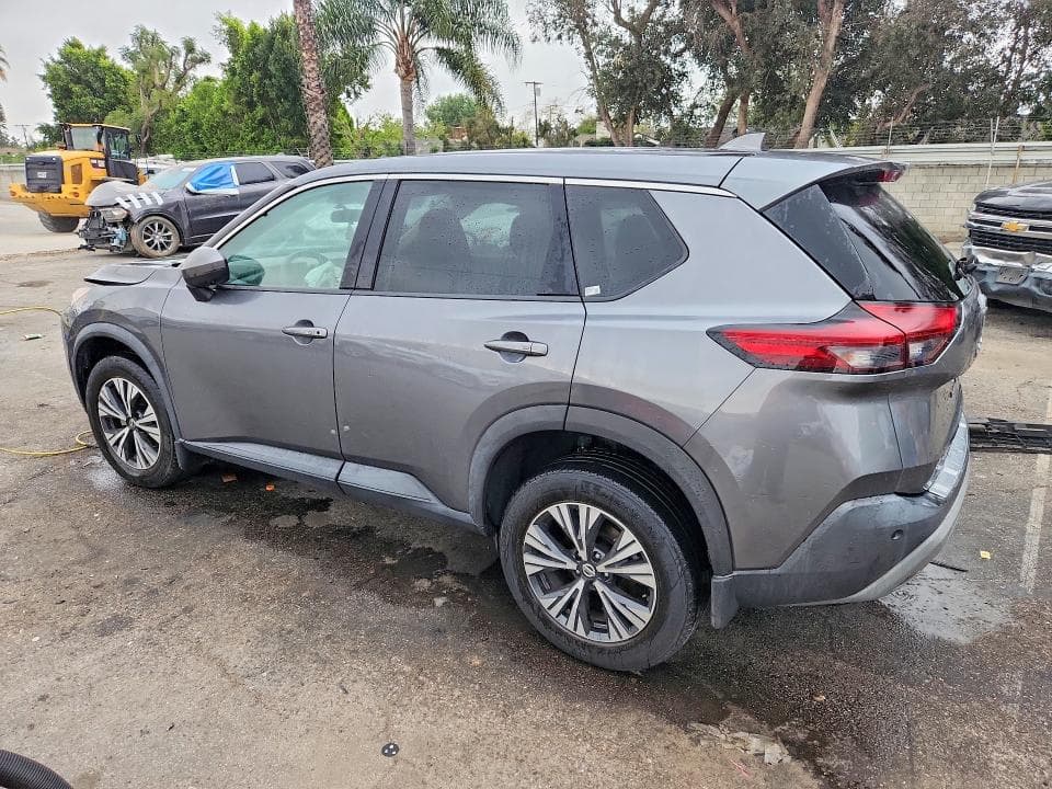 2021 NISSAN ROGUE SV 2