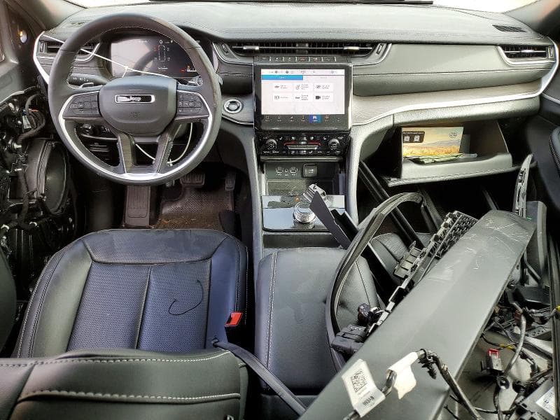2025 JEEP GRAND CHEROKEE L LIMITED 8