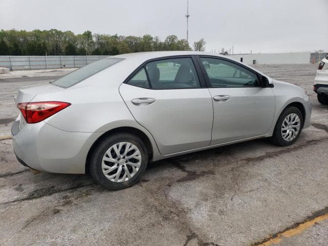 2018 TOYOTA COROLLA LE 3