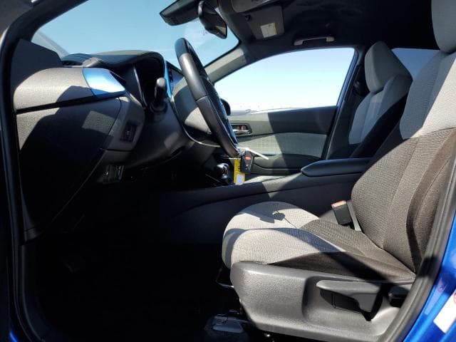 2019 TOYOTA C-HR XLE 7