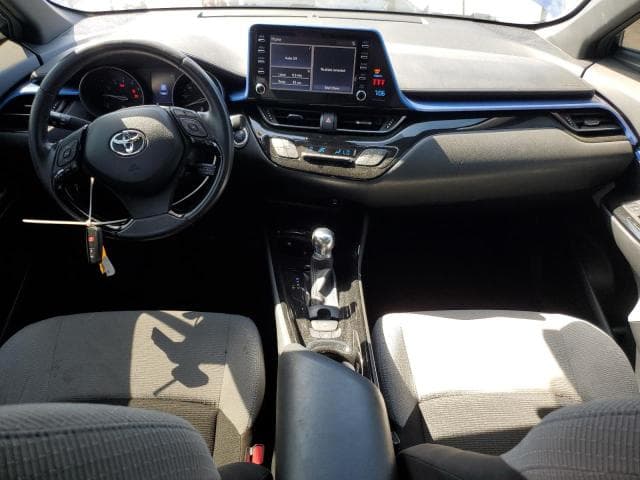 2019 TOYOTA C-HR XLE 8