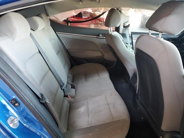 2017 HYUNDAI ELANTRA SE 10
