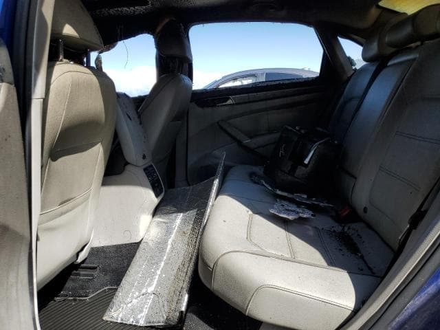 2017 VOLKSWAGEN PASSAT SE 10