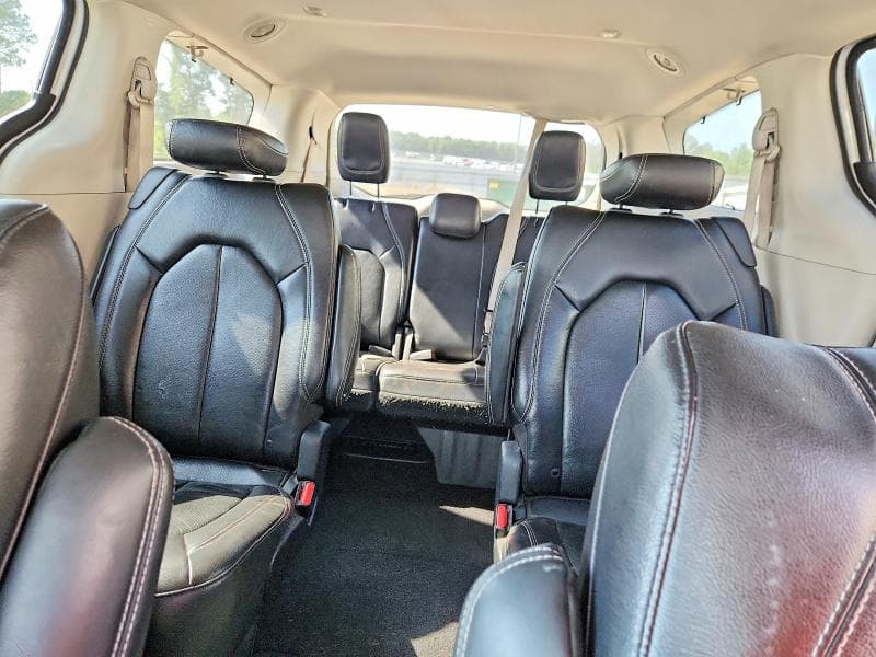 2022 CHRYSLER PACIFICA TOURING L 10