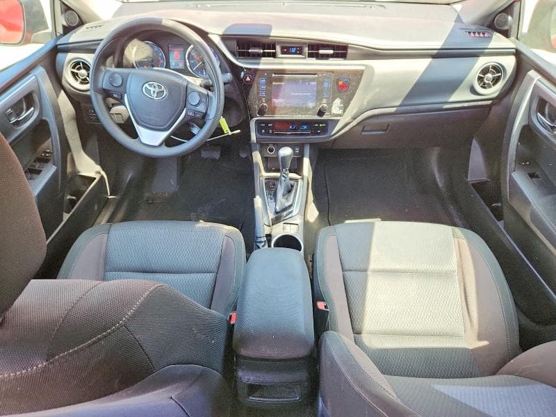 2018 TOYOTA COROLLA LE 8