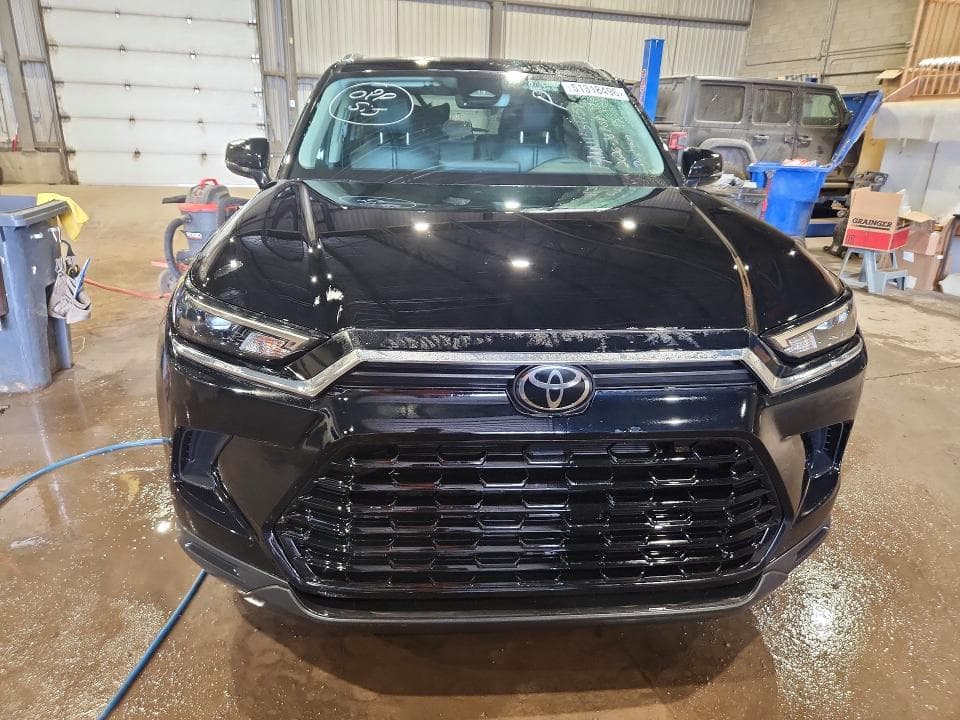 2024 TOYOTA GRAND HIGHLANDER XLE 5