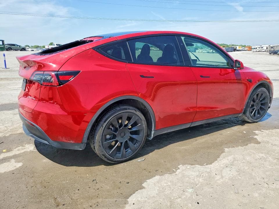 2023 TESLA MODEL Y 3