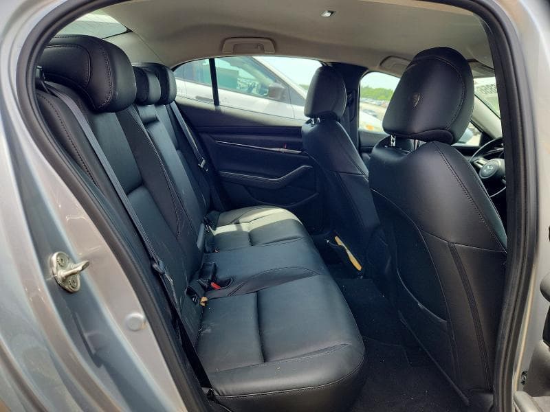 2021 MAZDA 3 SELECT 10