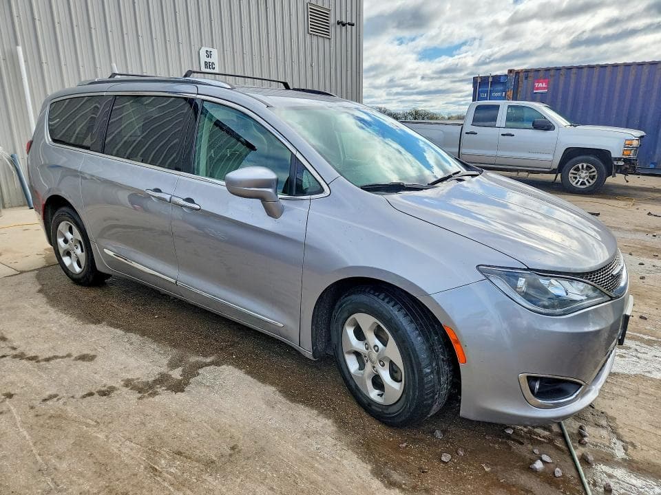 2017 CHRYSLER PACIFICA TOURING L PLUS 4