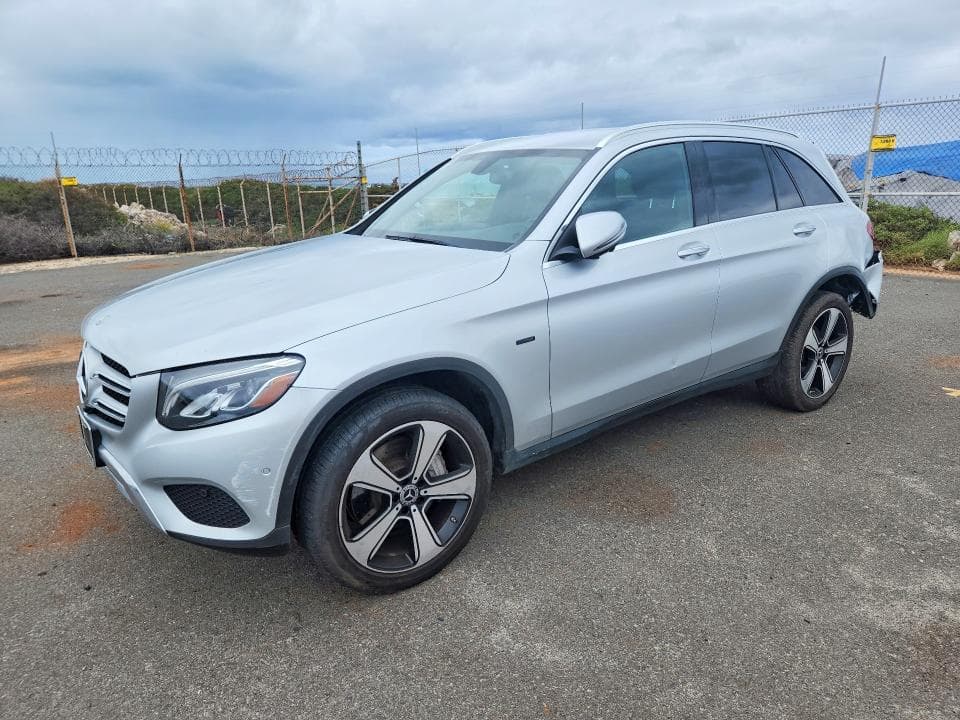 2019 MERCEDES-BENZ GLC 350E
