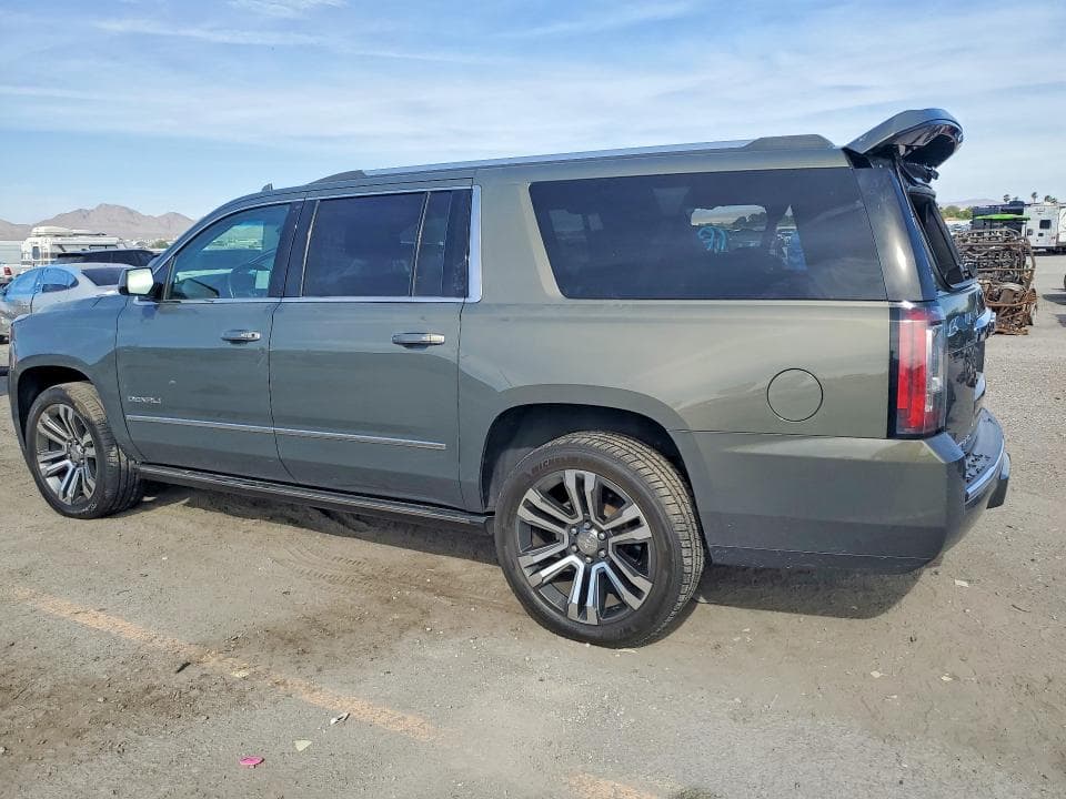 2018 GMC YUKON XL DENALI 2