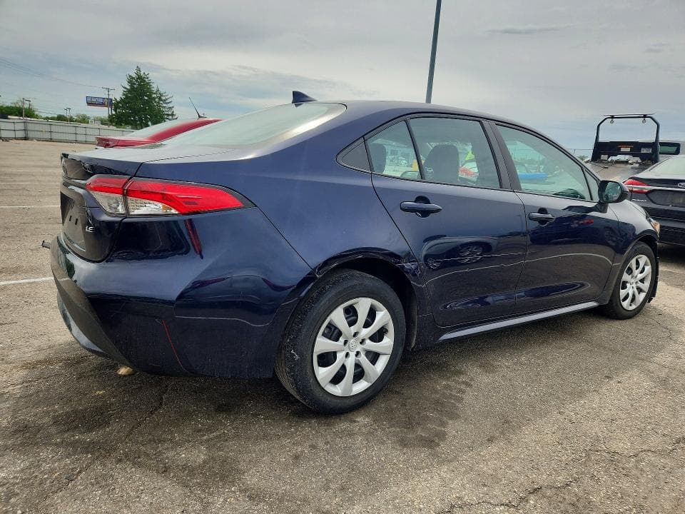 2022 TOYOTA COROLLA LE 3