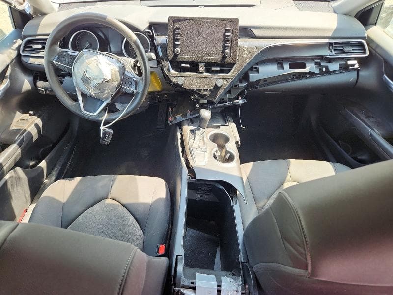 2023 TOYOTA CAMRY LE 8