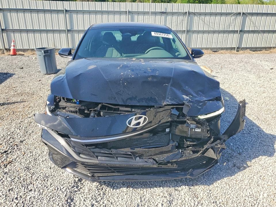 2026 HYUNDAI ELANTRA SE 5