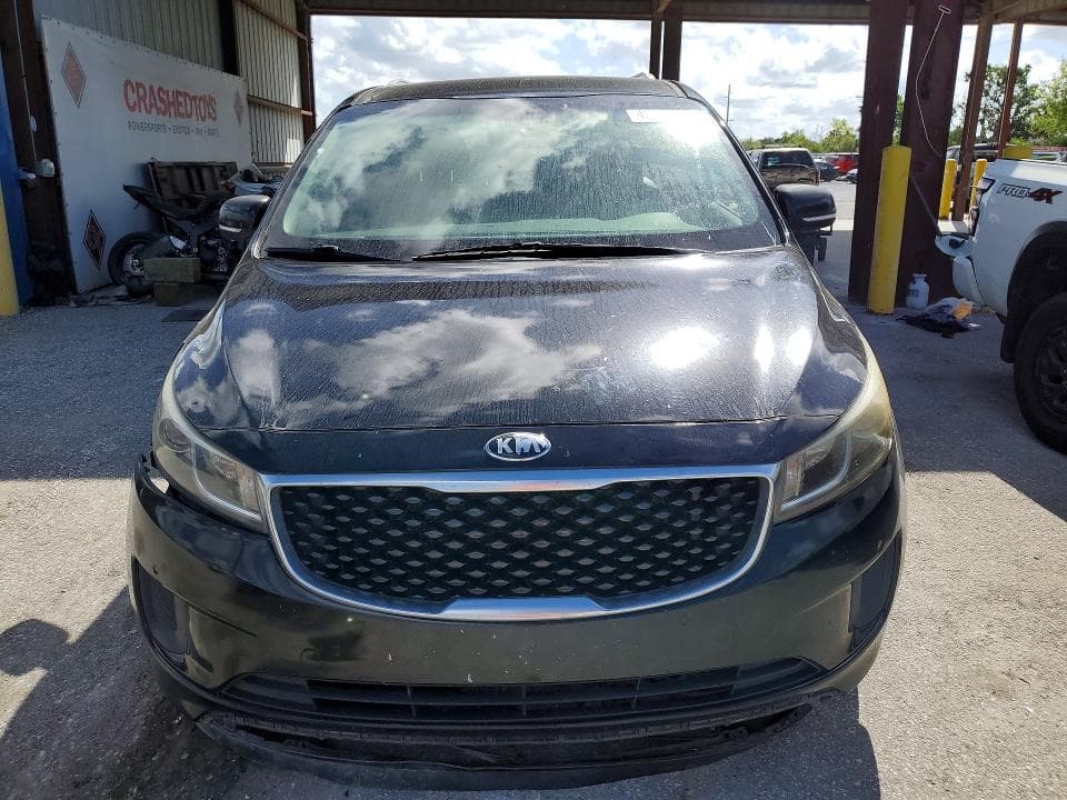 2017 KIA SEDONA LX 5