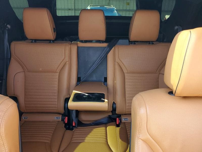 2018 LAND ROVER DISCOVERY HSE LUXURY 10