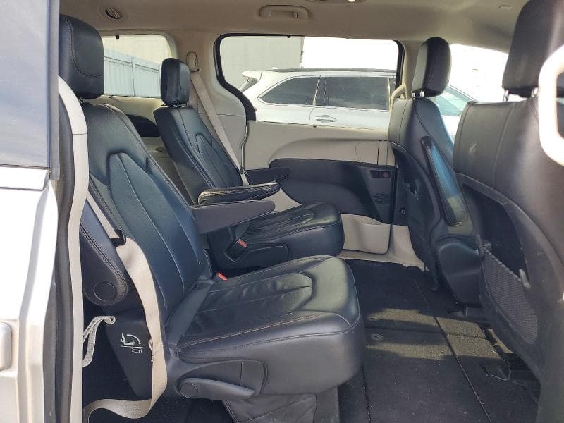 2017 CHRYSLER PACIFICA TOURING L 11