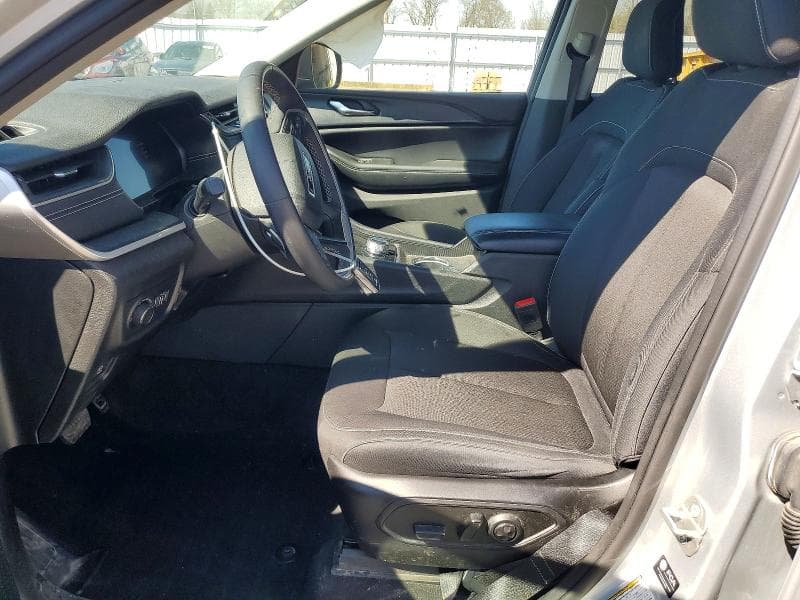 2023 JEEP GRAND CHEROKEE L LAREDO 7