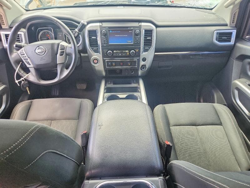2017 NISSAN TITAN S 8