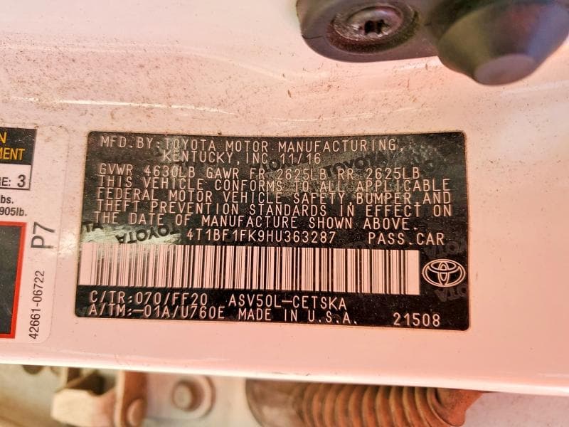 2017 TOYOTA CAMRY SE 12
