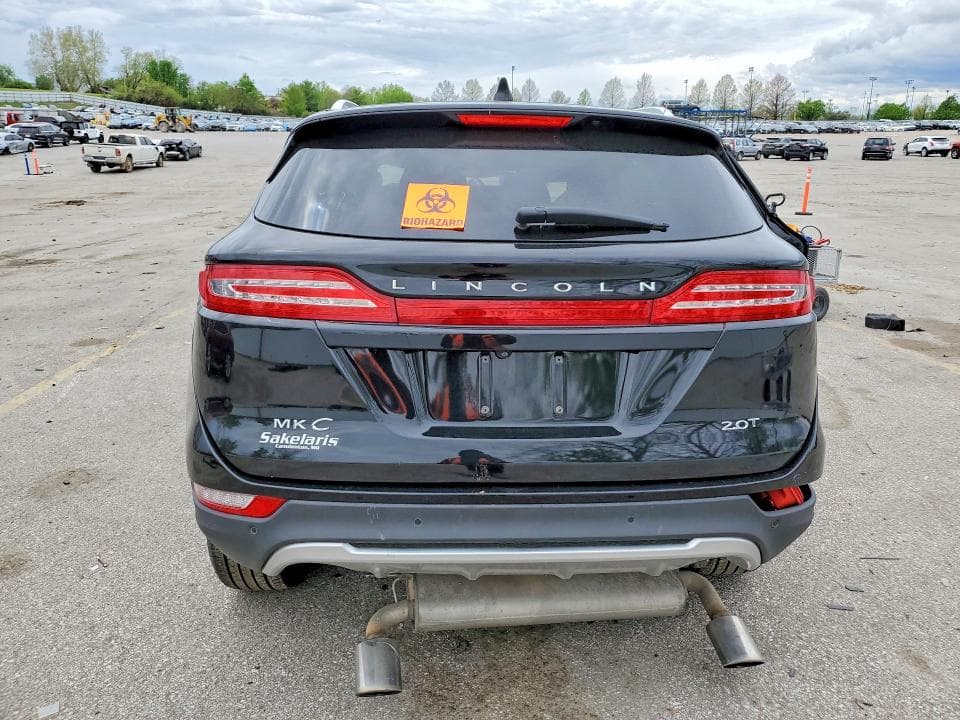 2017 LINCOLN MKC PREMIERE 6