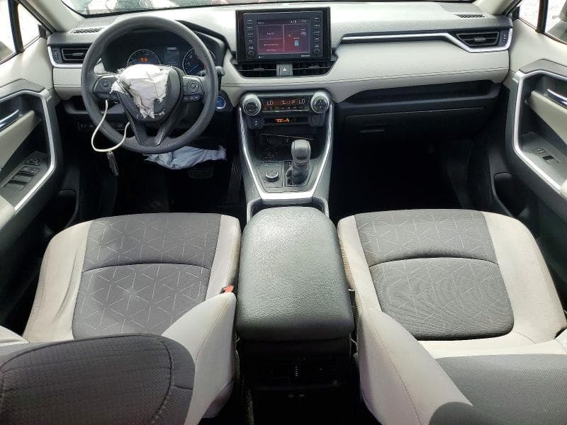 2020 TOYOTA RAV4 HYBRID XLE 8