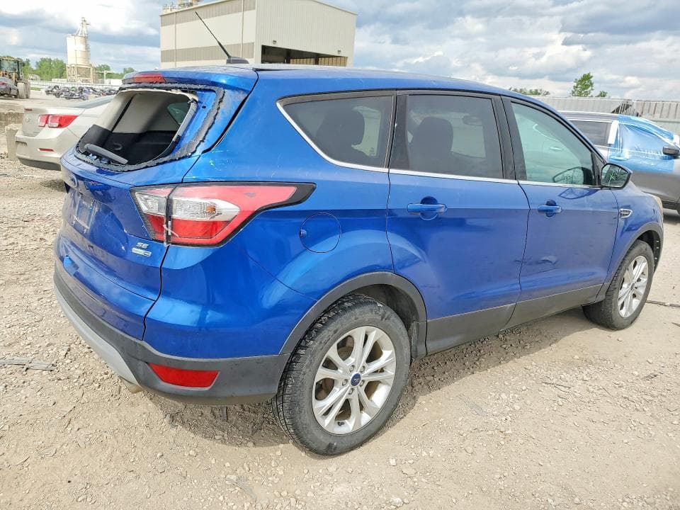 2017 FORD ESCAPE SE 3