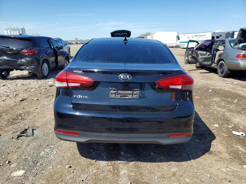 2017 KIA FORTE LX 6