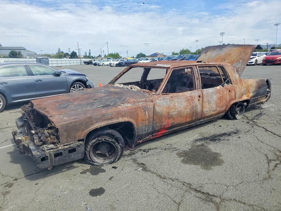 1991 CADILLAC BROUGHAM - 1