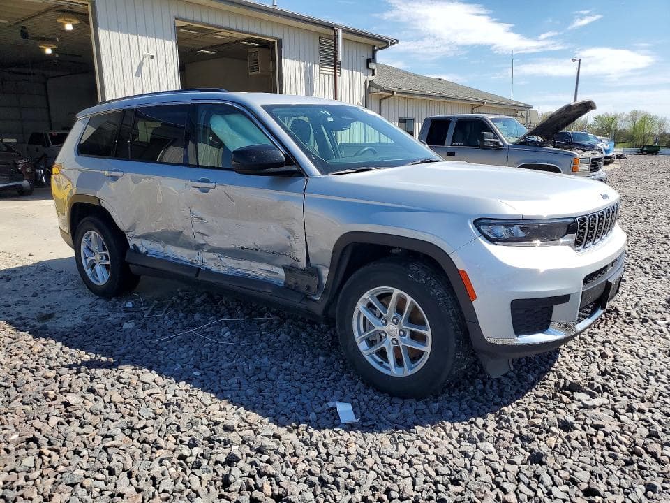 2023 JEEP GRAND CHEROKEE L LAREDO 4