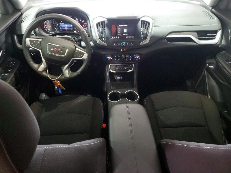 2024 GMC TERRAIN SLE 8