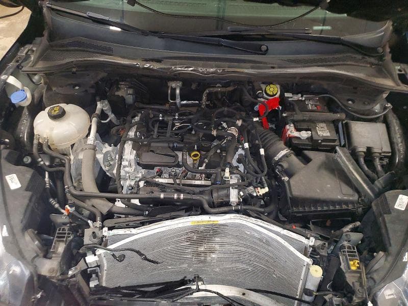 2022 FORD ESCAPE SE 12