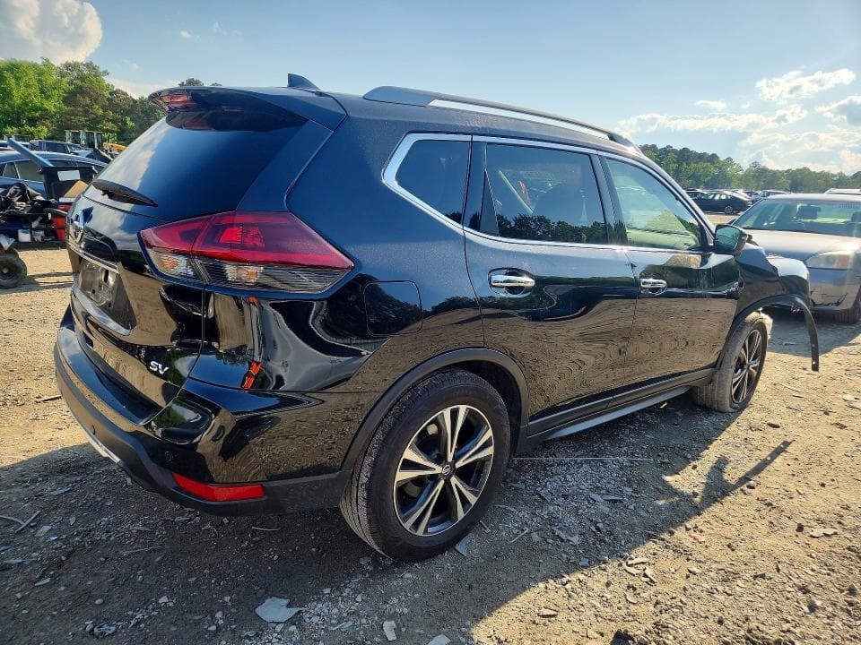 2020 NISSAN ROGUE SV 3