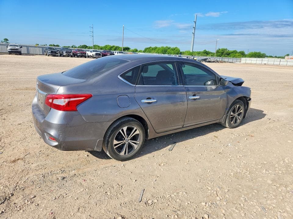 2017 NISSAN SENTRA S 3