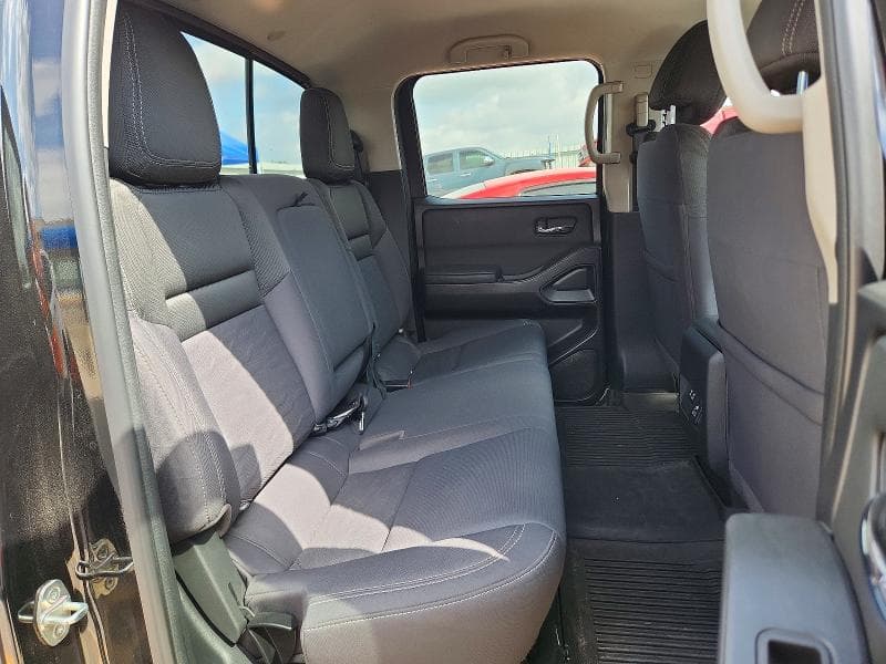 2022 NISSAN FRONTIER SV 10