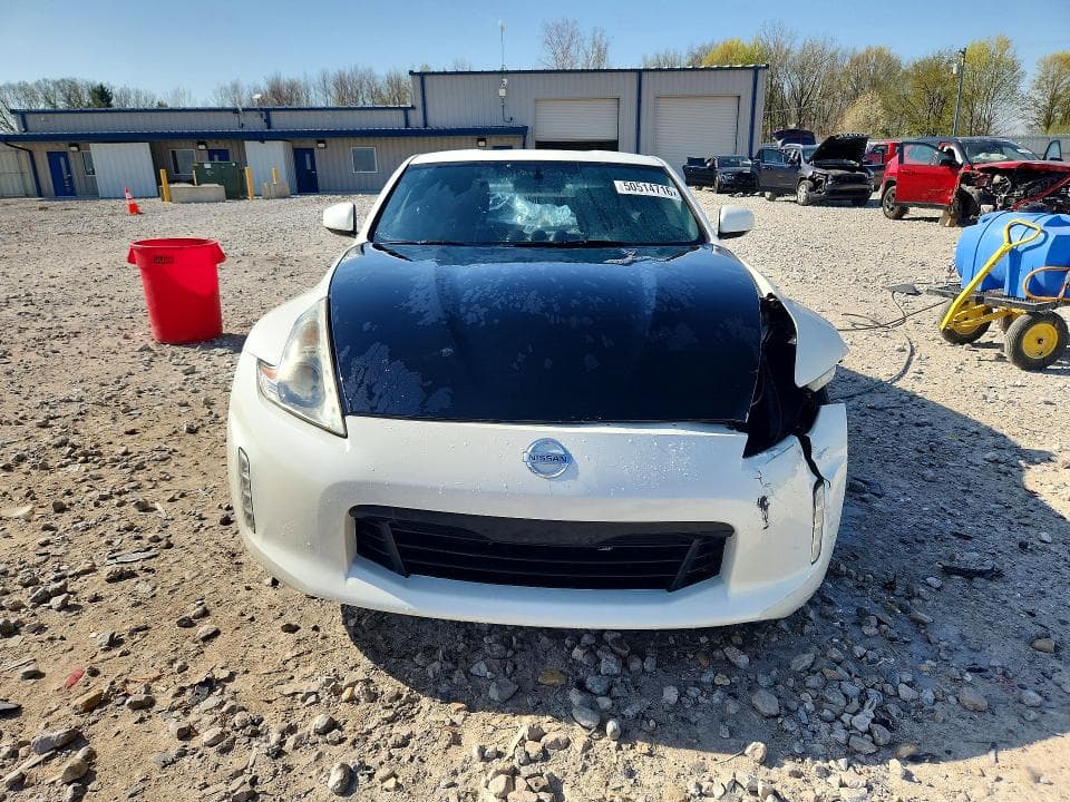 2017 NISSAN 370Z BASE 5
