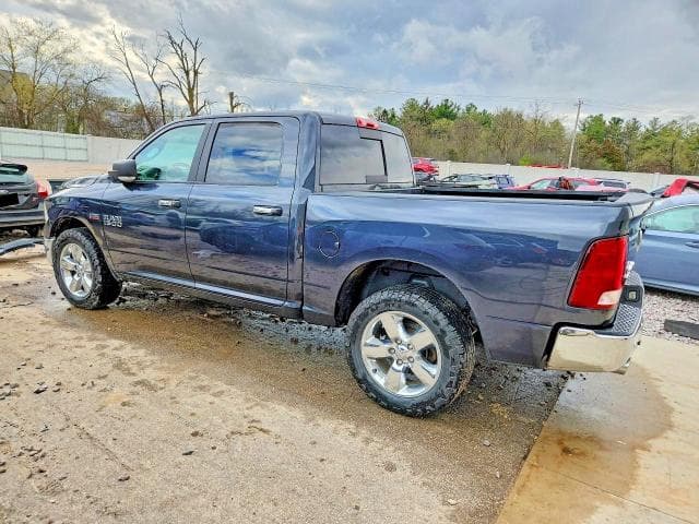2017 RAM 1500 SLT 2