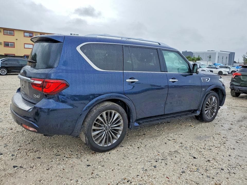 2020 INFINITI QX80 LUXE 3