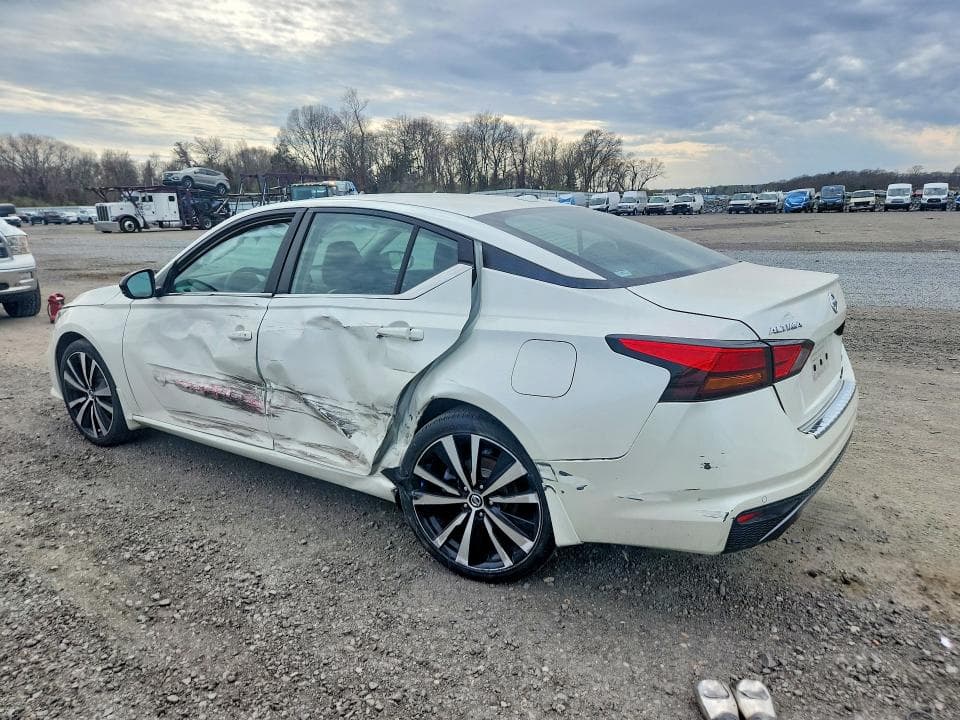 2020 NISSAN ALTIMA SR 2