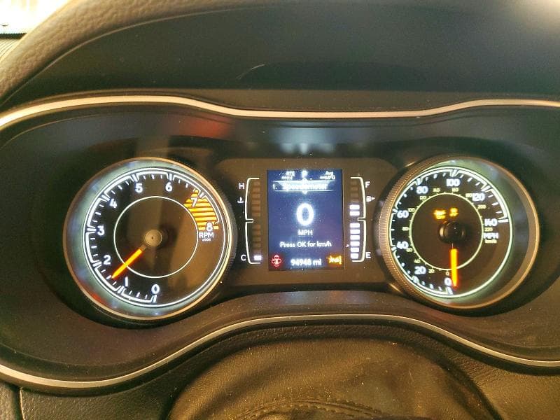 2021 JEEP CHEROKEE LATITUDE LUX 9