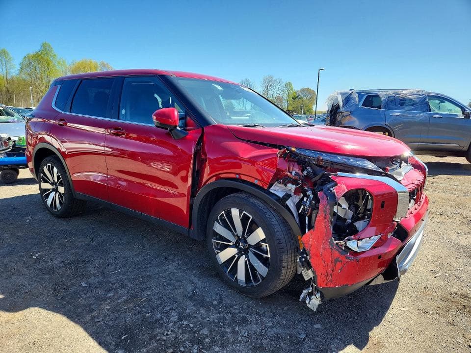 2025 MITSUBISHI OUTLANDER SE 4