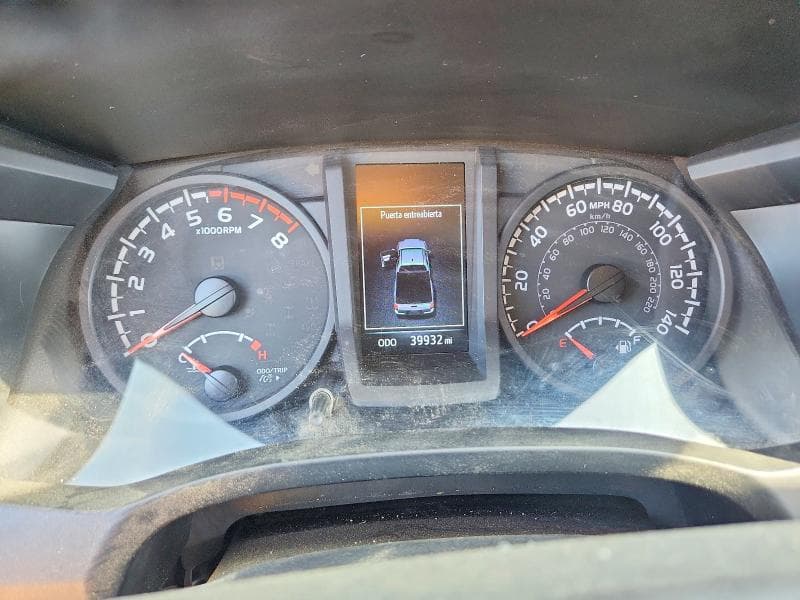 2022 TOYOTA TACOMA SR 9