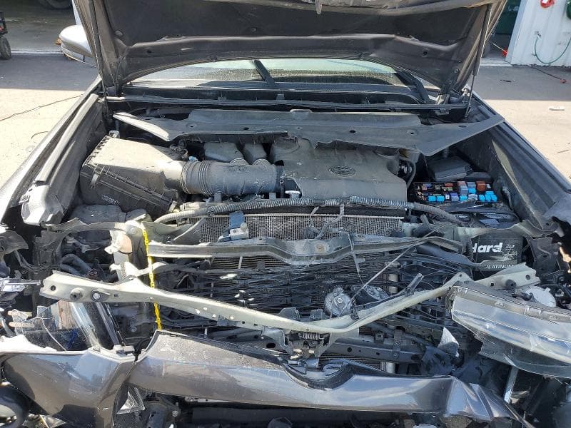 2017 TOYOTA 4RUNNER SR5 12