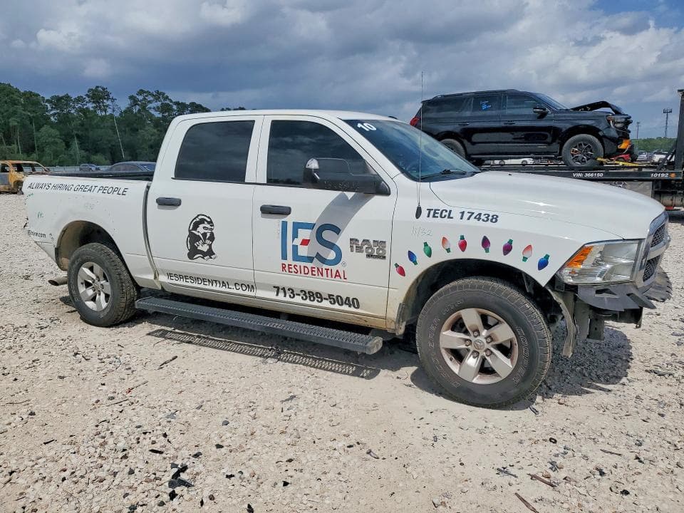 2023 RAM 1500 CLASSIC TRADESMAN 4