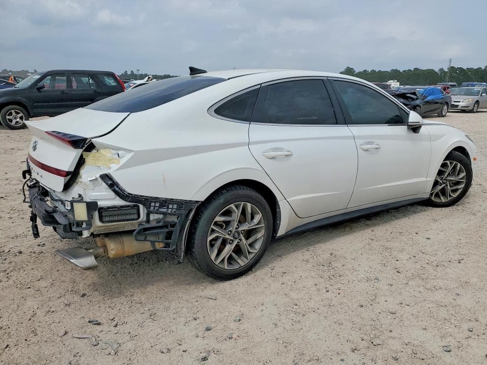 2020 HYUNDAI SONATA SEL 3