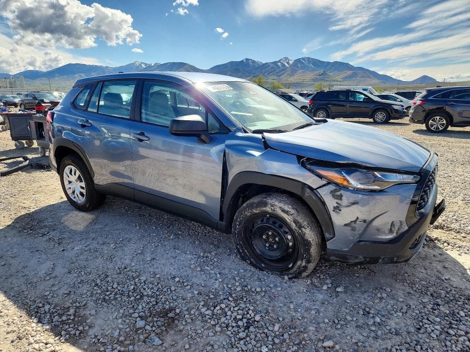 2025 TOYOTA COROLLA CROSS L 4