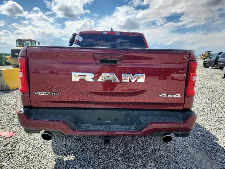 2025 RAM 1500 BIG HORN 6