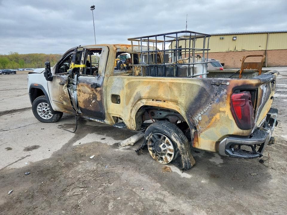 2025 GMC SIERRA K2500 SLE 2